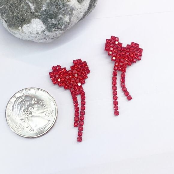 NEW Red Crystal Heart Earrings - Picture 7 of 12